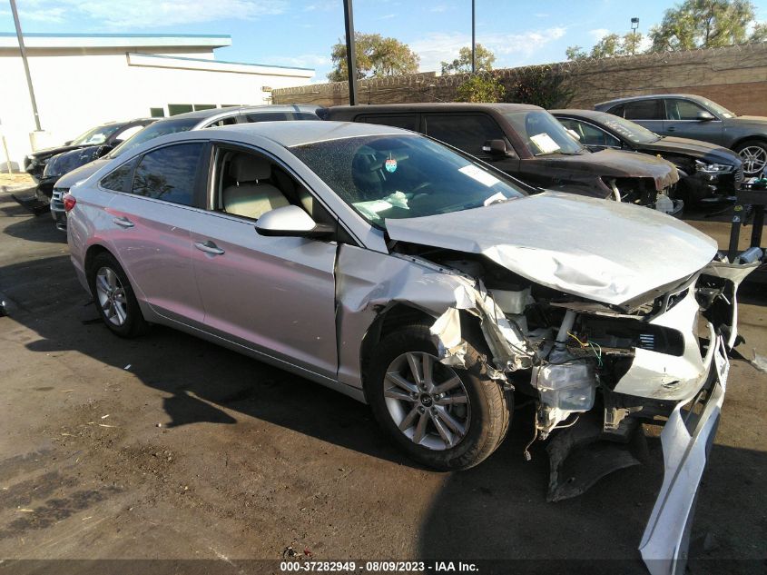 2015 HYUNDAI SONATA 2.4L SE - 5NPE24AF0FH107782