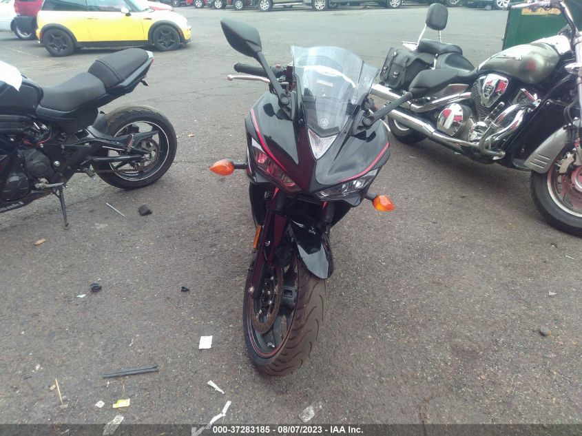 2018 YAMAHA YZFR3 A MH3RH15YXJK003838