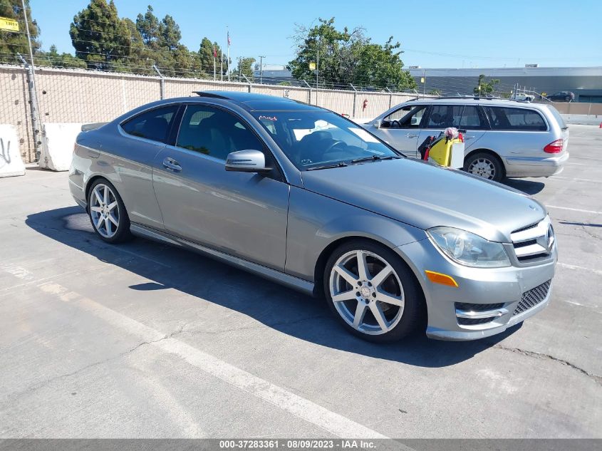 2013 MERCEDES-BENZ C-CLASS C 250 - WDDGJ4HB3DF995164