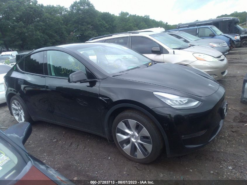 2021 TESLA MODEL Y LONG RANGE - 5YJYGDEE3MF183962