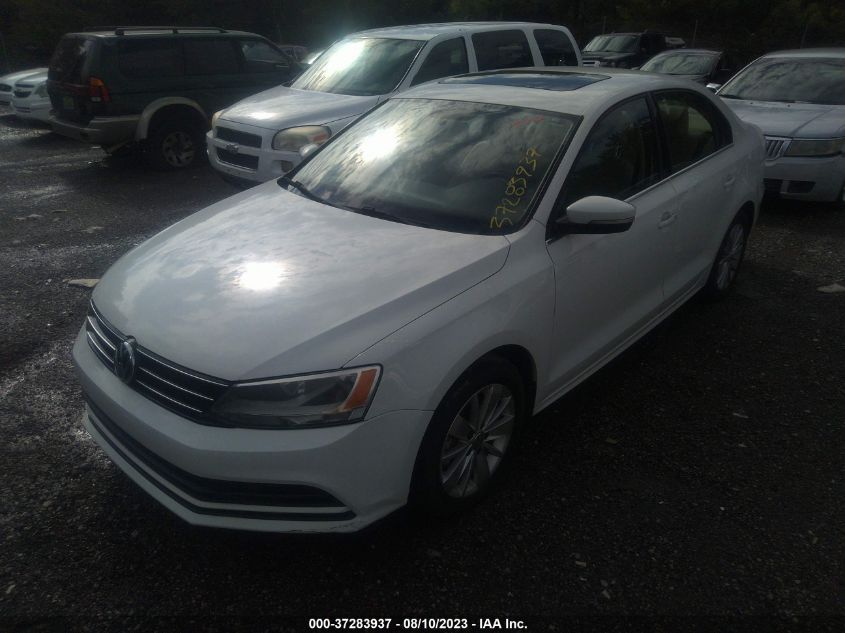 2015 VOLKSWAGEN JETTA SEDAN 1.8T SE W/CONNECTIVITY - 3VWD07AJXFM270678