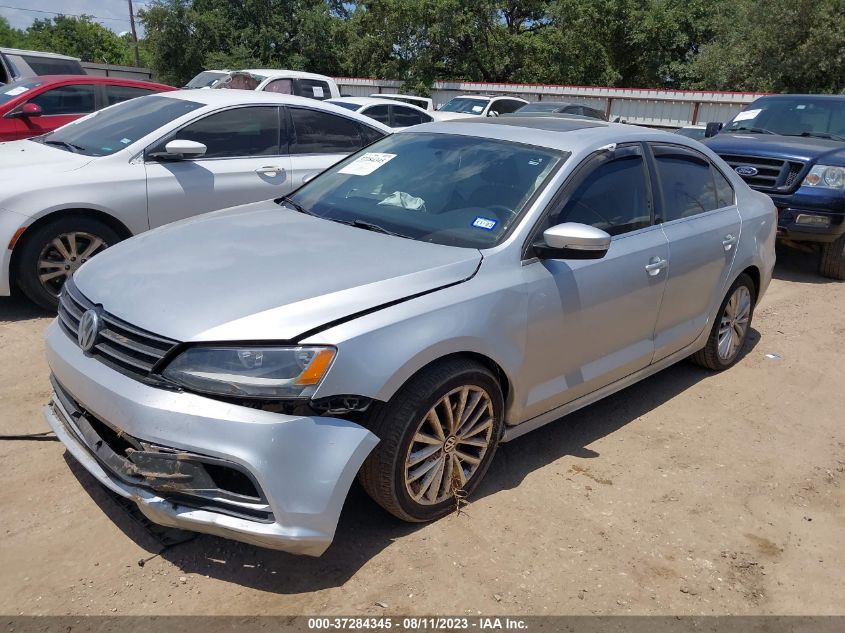 2015 VOLKSWAGEN JETTA SEDAN 1.8T SE - 3VWD07AJ0FM222137