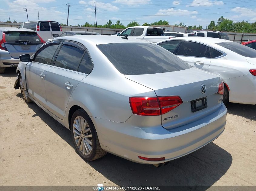 2015 VOLKSWAGEN JETTA SEDAN 1.8T SE - 3VWD07AJ0FM222137