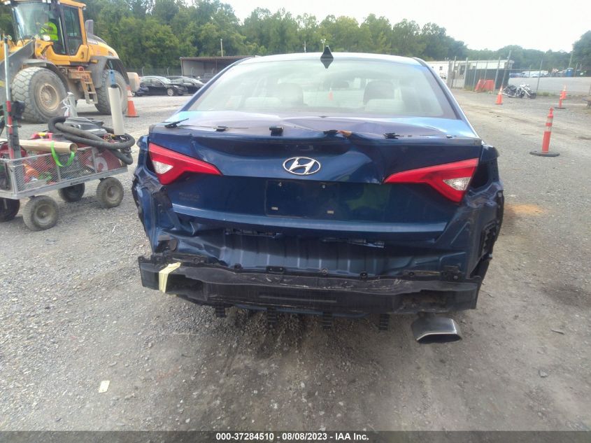 2015 HYUNDAI SONATA 2.4L SE - 5NPE24AF4FH081526