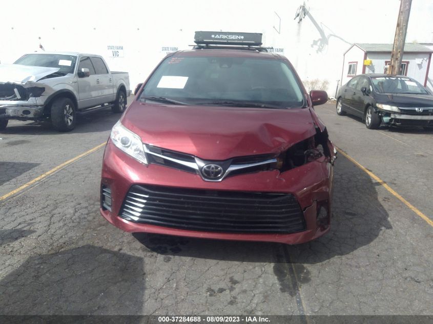 2018 TOYOTA SIENNA LE - 5TDKZ3DC5JS932360