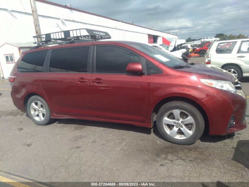 2018 TOYOTA SIENNA LE - 5TDKZ3DC5JS932360
