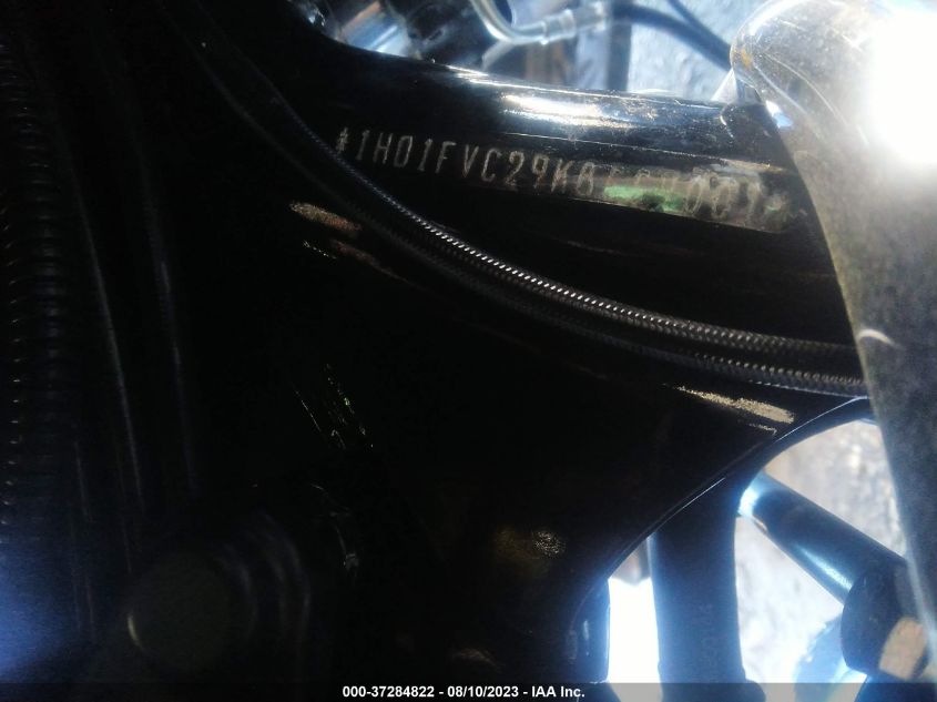 2019 HARLEY-DAVIDSON FLHT - 1HD1FVC29KB669001