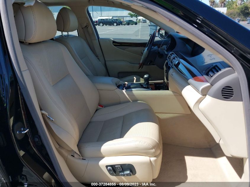 2014 LEXUS LS 460 JTHBL1EF5E5127662