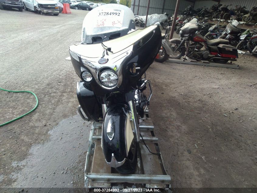 2017 INDIAN MOTORCYCLE CO. ROADMASTER 56KTRAAA1H3356333