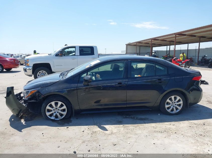 2020 TOYOTA COROLLA LE - JTDEPRAE2LJ114175