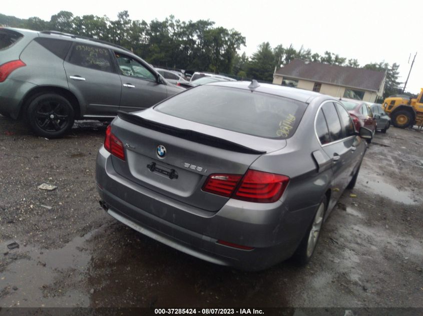 2013 BMW 5 SERIES 528I XDRIVE - WBAXH5C51DD110210