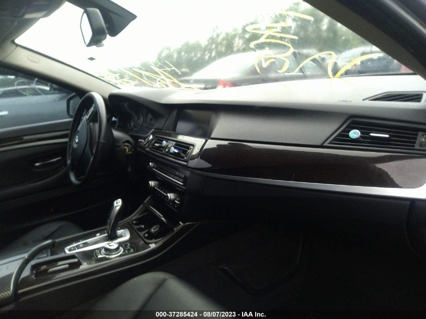 2013 BMW 5 SERIES 528I XDRIVE - WBAXH5C51DD110210