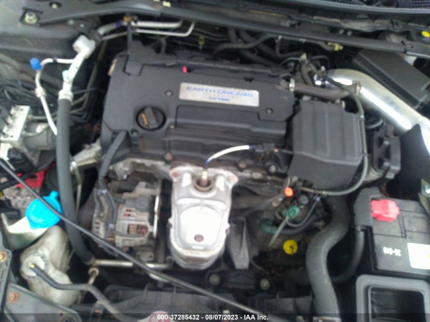2016 HONDA ACCORD SEDAN EX - 1HGCR2F79GA018974