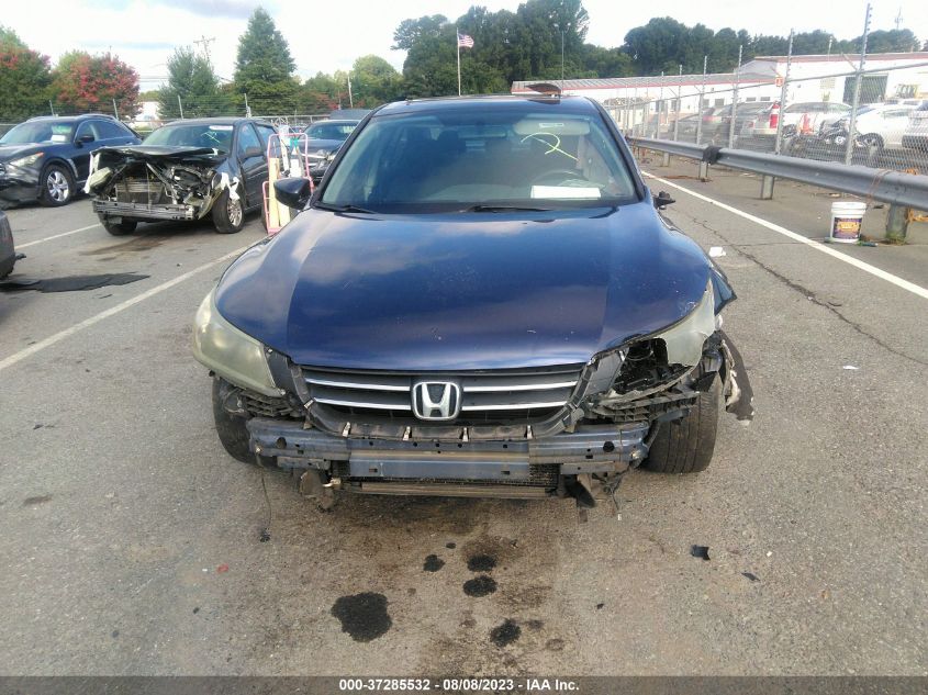 2015 HONDA ACCORD SEDAN SPORT - 1HGCR2F59FA000701