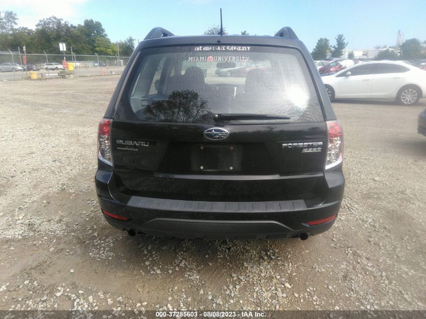 2013 SUBARU FORESTER 2.5X - JF2SHABC6DH411409