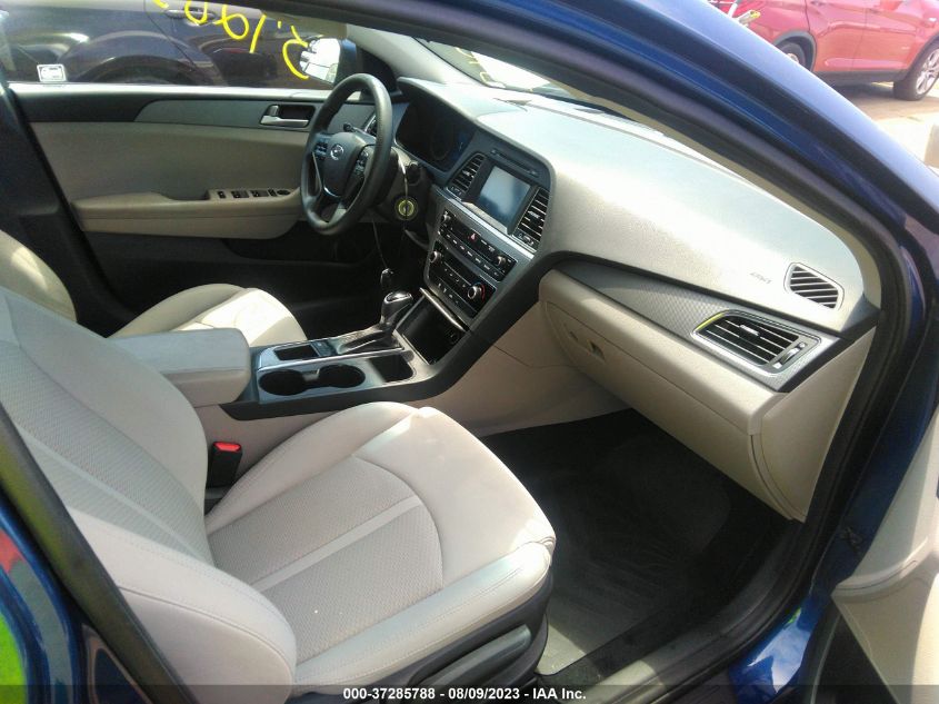 2017 HYUNDAI SONATA SE - 5NPE24AF0HH591293