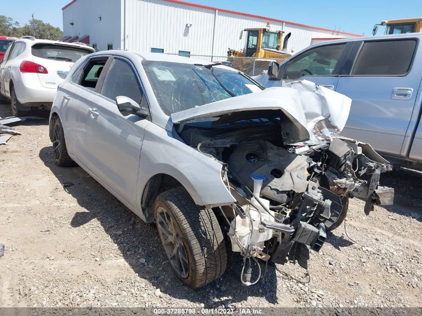 2018 HYUNDAI ELANTRA GT - KMHH35LE8JU057745