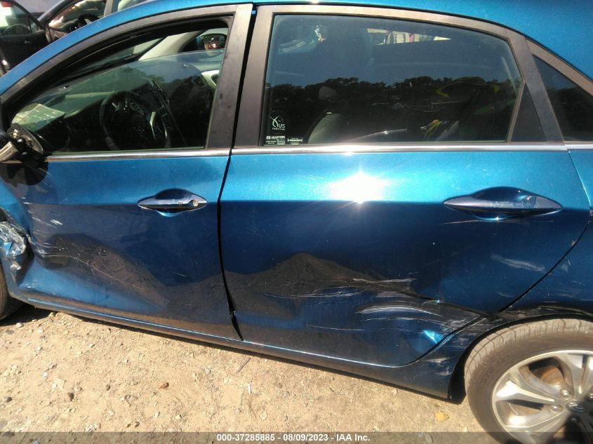 2014 HYUNDAI ELANTRA GT - KMHD35LH9EU177858