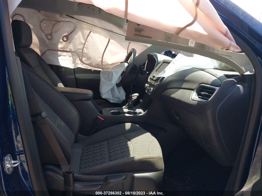 VIN 3GNAXTEG3PL198083 2023 CHEVROLET EQUINOX LT