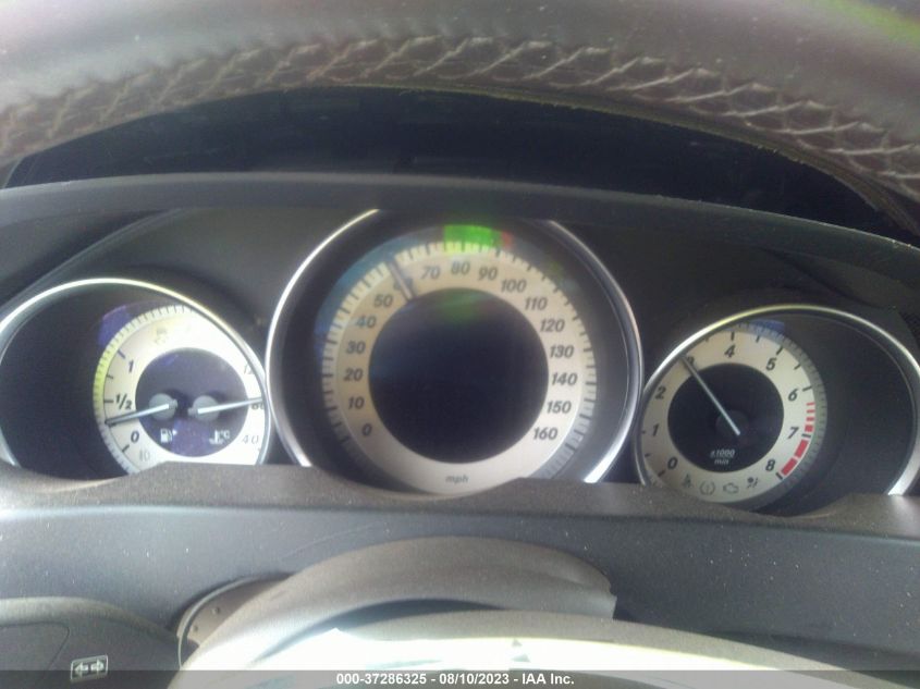 2013 MERCEDES-BENZ C-CLASS C 300 - WDDGF8AB1DR243903