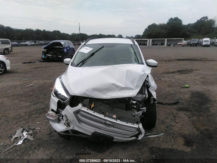 2018 FORD ESCAPE SE - 1FMCU9GD6JUD12697