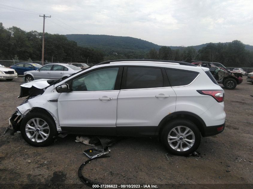 2018 FORD ESCAPE SE - 1FMCU9GD6JUD12697