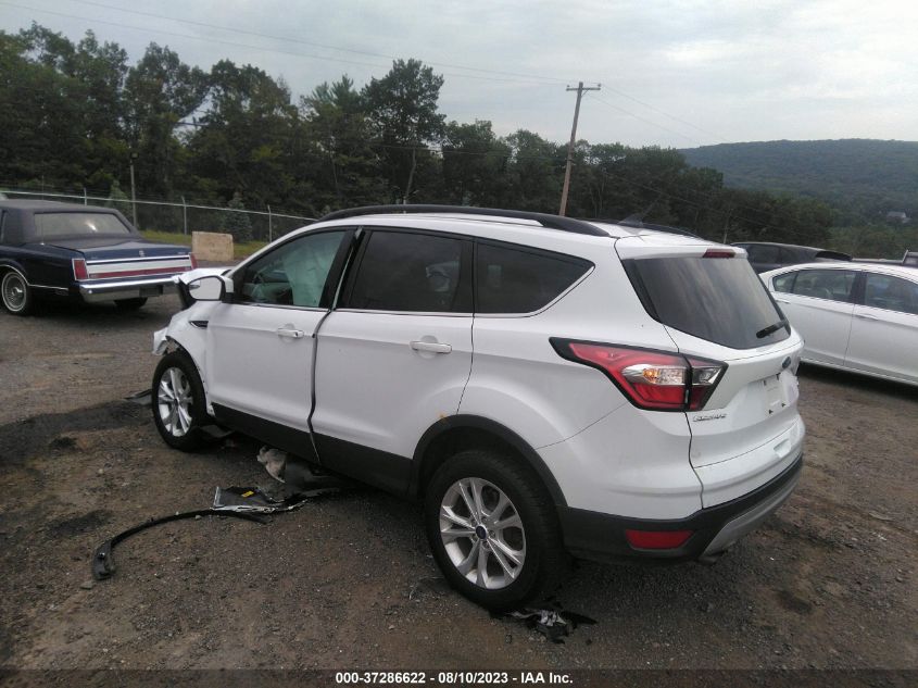 2018 FORD ESCAPE SE - 1FMCU9GD6JUD12697