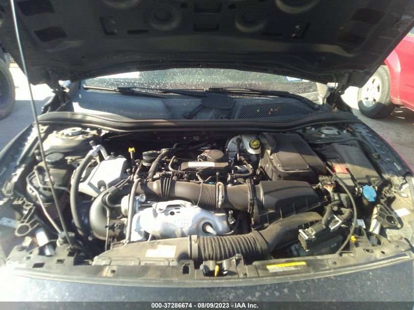 2017 INFINITI QX30 LUXURY SJKCH5CPXHA022098
