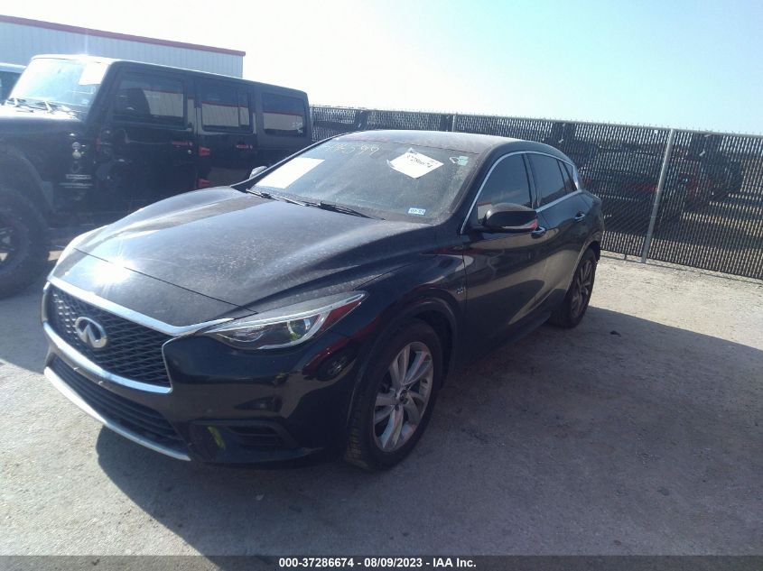 2017 INFINITI QX30 LUXURY SJKCH5CPXHA022098