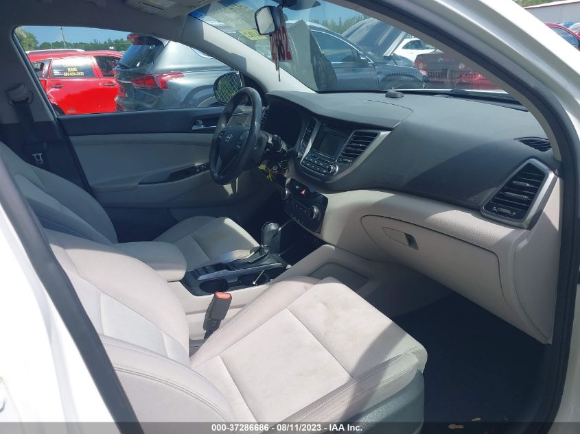 2016 HYUNDAI TUCSON LIMITED/SPORT AND ECO/SE - KM8J33A48GU134350