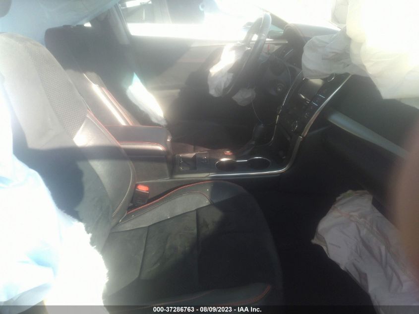 2015 TOYOTA CAMRY XLE/SE/LE/XSE - 4T1BF1FKXFU055445