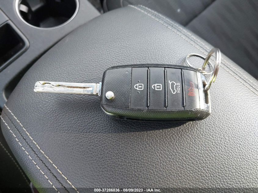 2020 KIA SPORTAGE LX - KNDPMCAC5L7718653