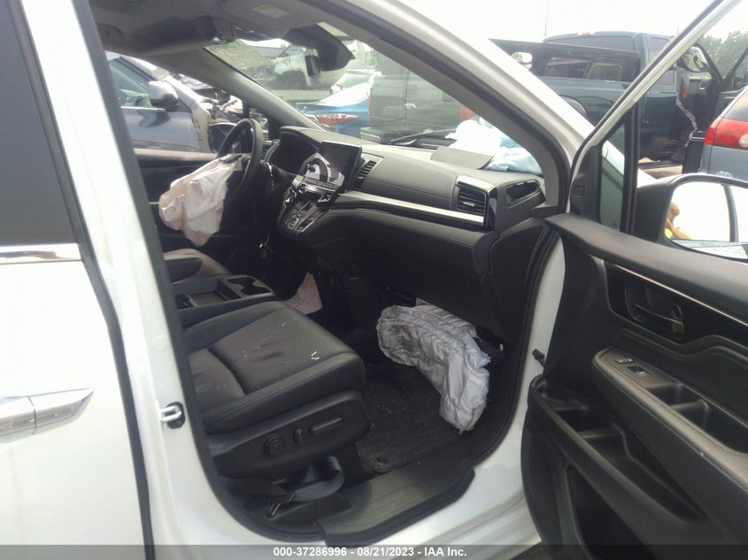 VIN 5FNRL6H86PB049825 2023 HONDA ODYSSEY TOURING