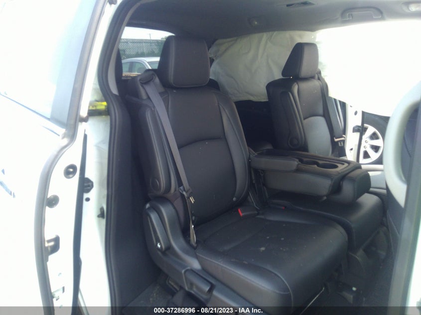 VIN 5FNRL6H86PB049825 2023 HONDA ODYSSEY TOURING