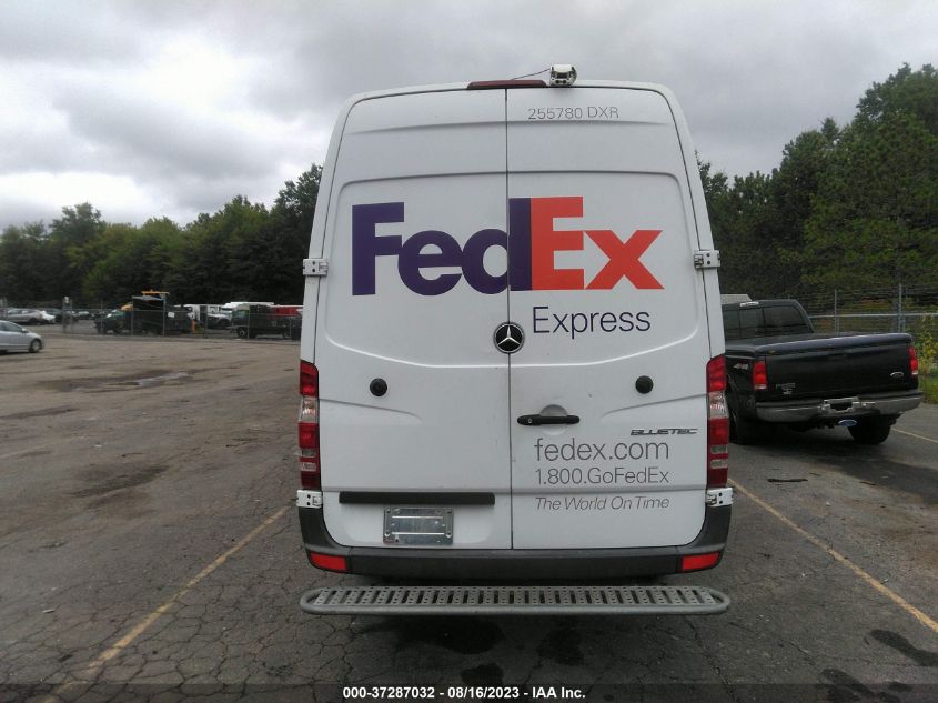 2015 MERCEDES-BENZ SPRINTER CARGO VANS WD3PE8DB4FP128617