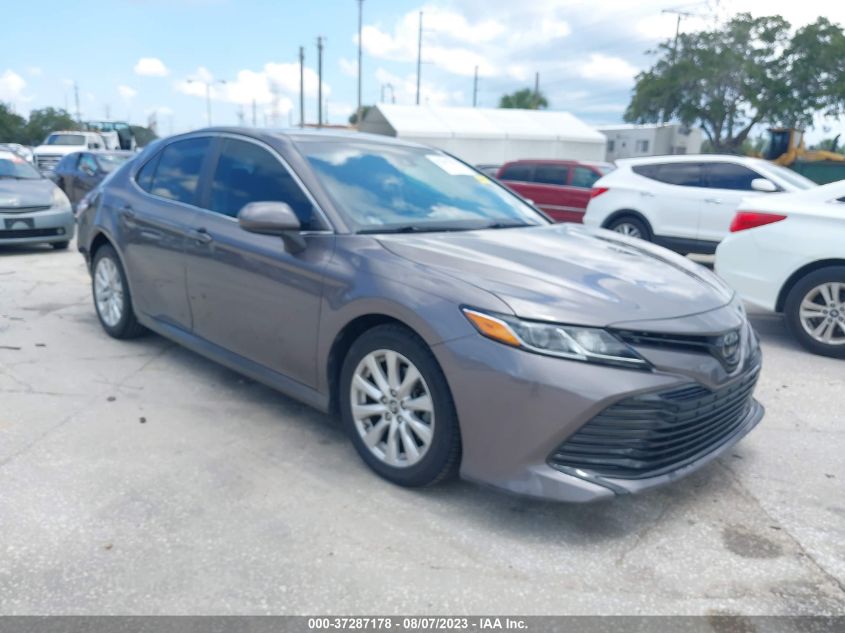 2018 TOYOTA CAMRY LE - 4T1B11HK9JU516932