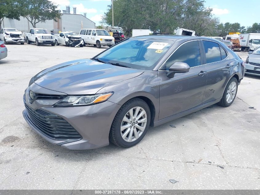 2018 TOYOTA CAMRY LE - 4T1B11HK9JU516932