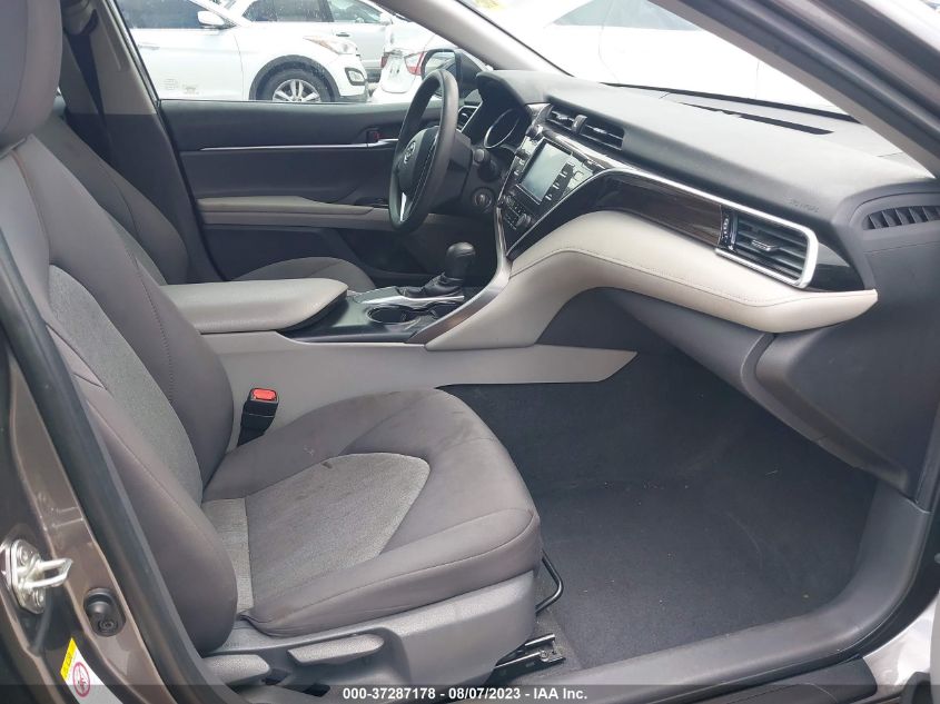2018 TOYOTA CAMRY LE - 4T1B11HK9JU516932