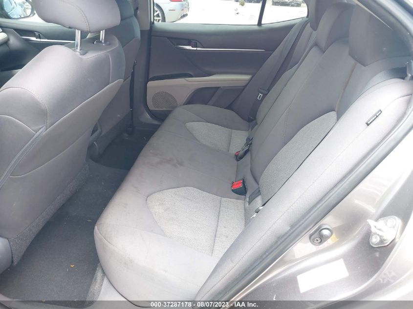 2018 TOYOTA CAMRY LE - 4T1B11HK9JU516932