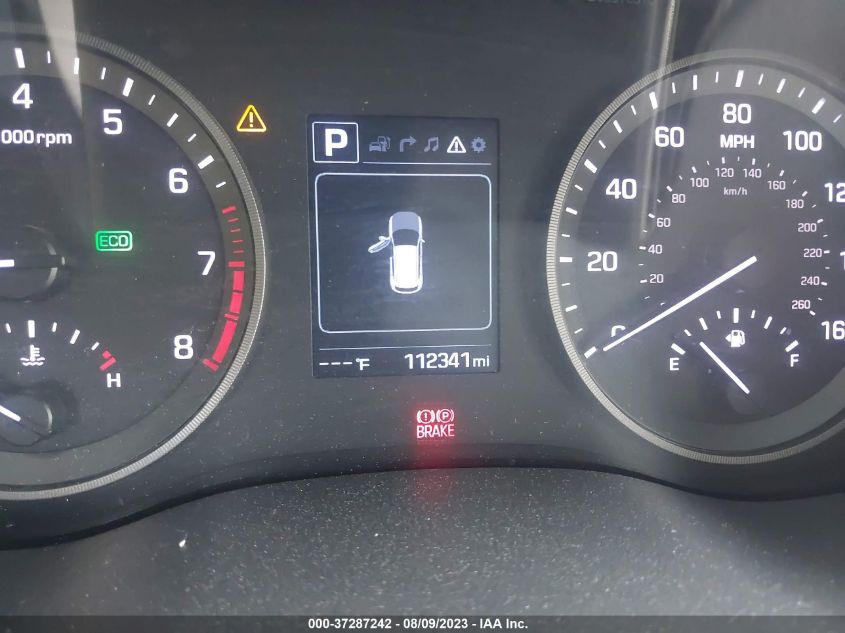2016 HYUNDAI TUCSON LIMITED/SPORT AND ECO/SE - KM8J33A43GU070850