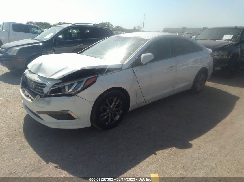 2015 HYUNDAI SONATA SE - 5NPE24AF2FH231536