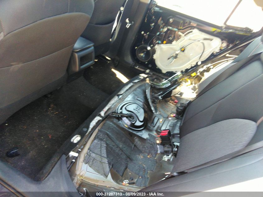 2019 TOYOTA CAMRY L/LE/XLE/SE/XSE - 4T1B11HK0KU173350