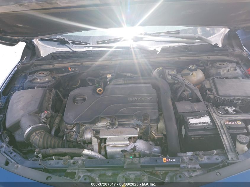 2019 CHEVROLET MALIBU LT - 1G1ZD5ST0KF227570