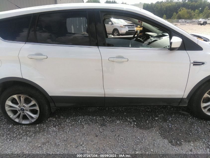 2017 FORD ESCAPE SE - 1FMCU9G90HUC99404