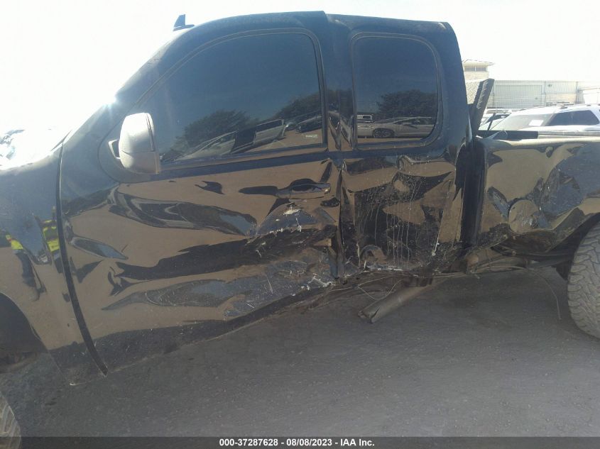 2013 CHEVROLET SILVERADO 1500 LT - 1GCRCSE01DZ338981