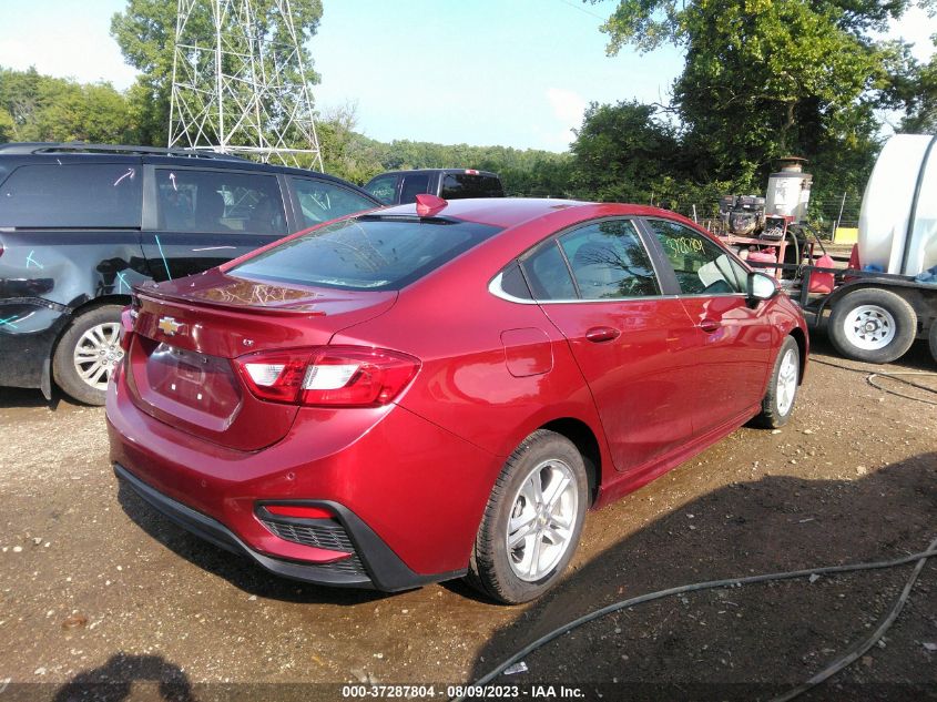 2018 CHEVROLET CRUZE LT - 1G1BE5SM9J7237157