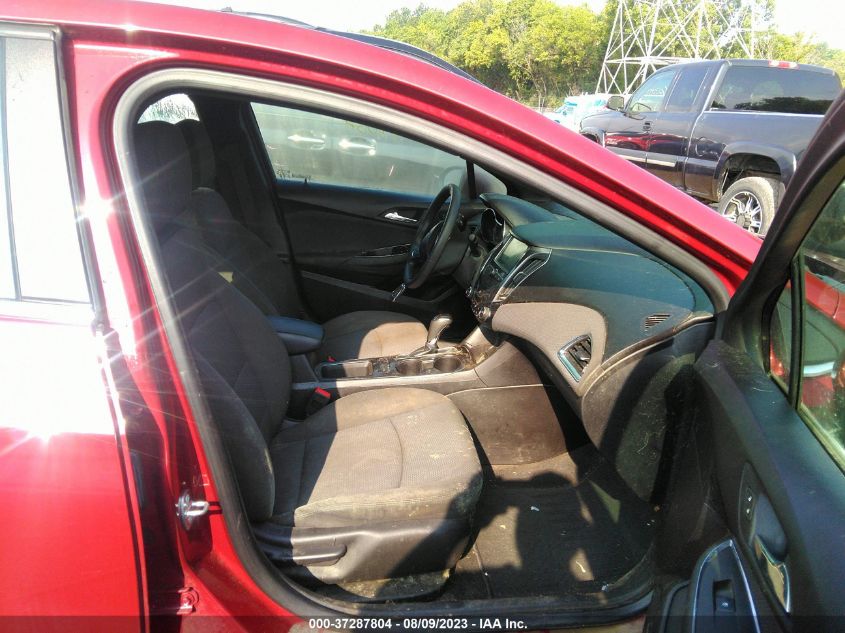 2018 CHEVROLET CRUZE LT - 1G1BE5SM9J7237157