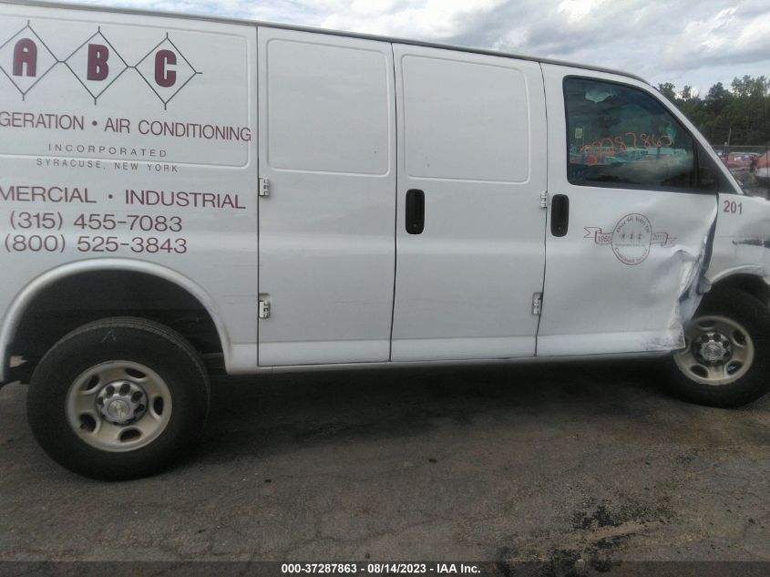 2017 CHEVROLET EXPRESS CARGO VAN - 1GCWGAFF3H1132876