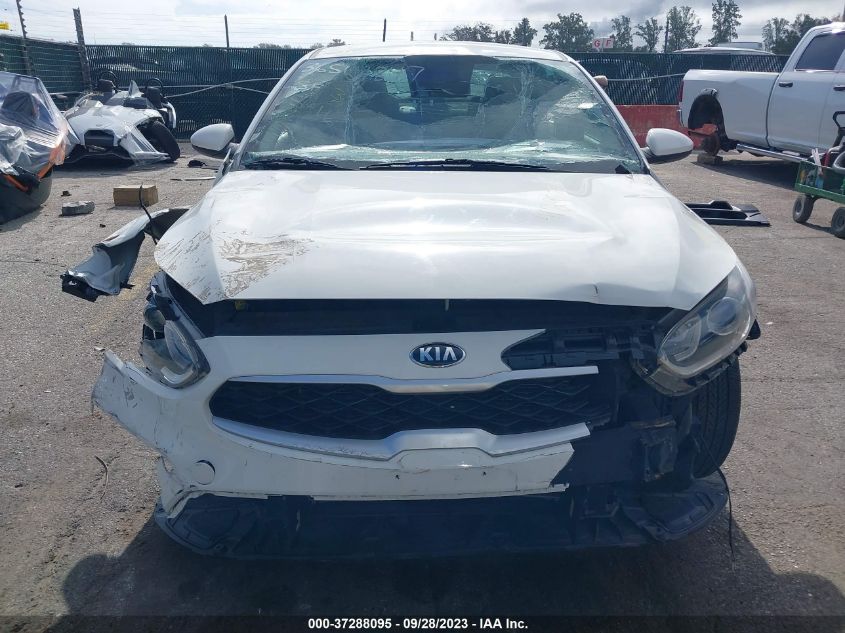 3KPF24AD9KE121486 Kia Forte LXS 11