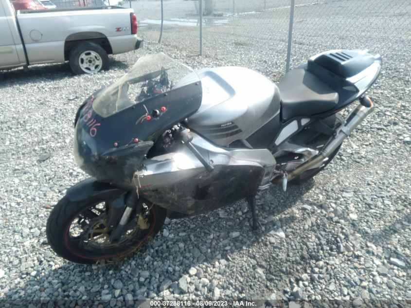 2003 APRILIA RSV MILLE ZD4RPU0293S000183